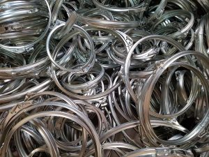 Obejmy opaski do łączenia rur odciągowych